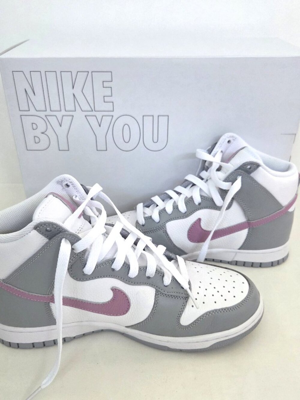 Nike Dunk High Womens 9 CUSTOM Sneakers White Gray Pink Shoes Retro BARLEY WORN